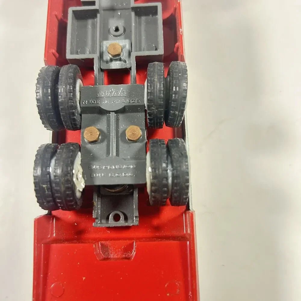 Vintage Solido 304 Camion Bernard La Vache Qui Rit Fromageries Bel Truck 1/43